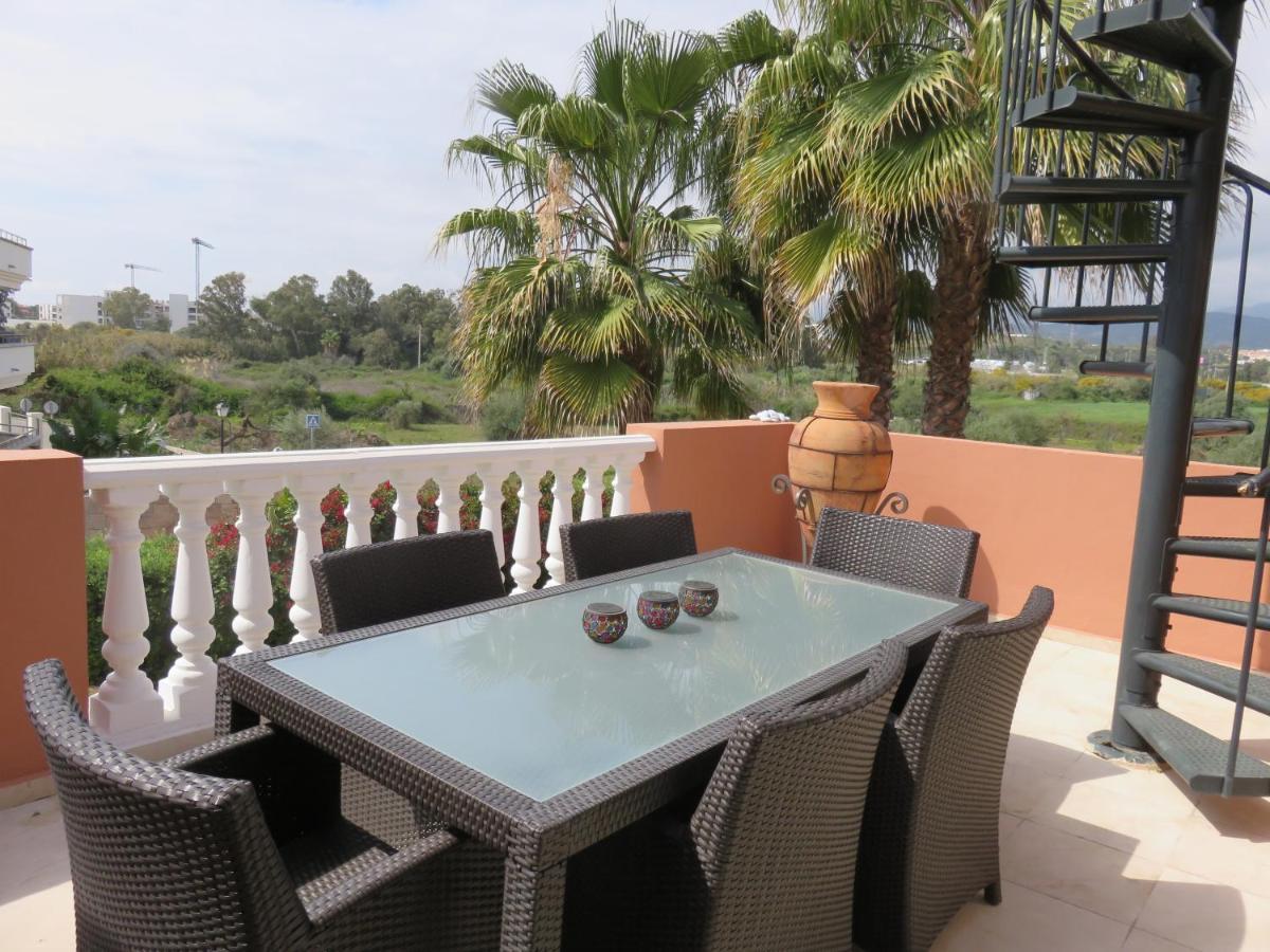 Beachside Estepona Exterior photo